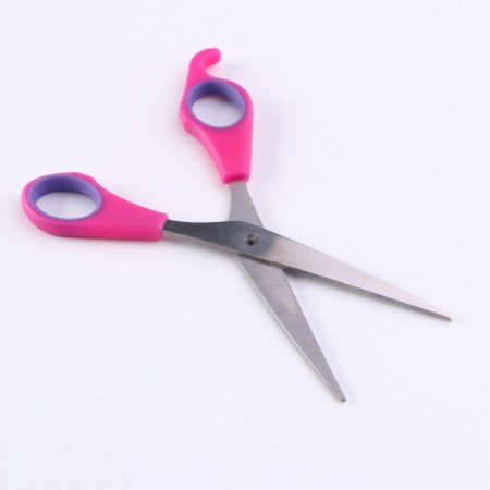 Black scissors straight, with rubberized handles, 17 cm, mix of flowers-1