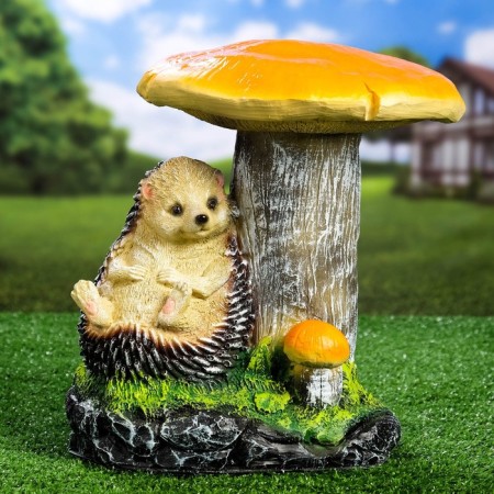 Garden figure "Hedgehog on the side under mushrooms" 24x28x32cm