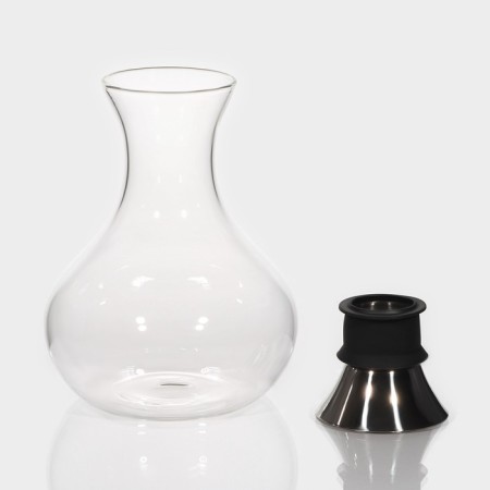 Glass decanter with a metal cover Magistro "Bohemia", 1.5 liters-1