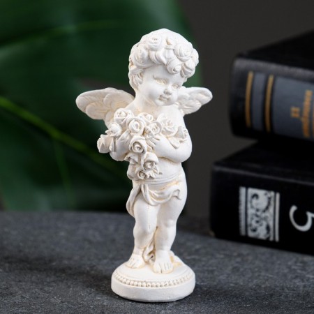 Figure "Angel with a bouquet" gilding, 10x4x4cm