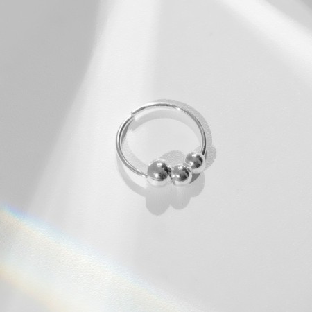 Piercing in the ear “minimal” with balls, d = 10 mm, silver color