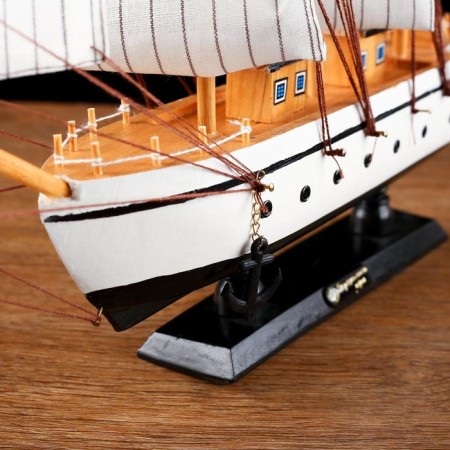 The ship souvenir medium "Pillad", white sides, white sails, 45x9x41 cm-3