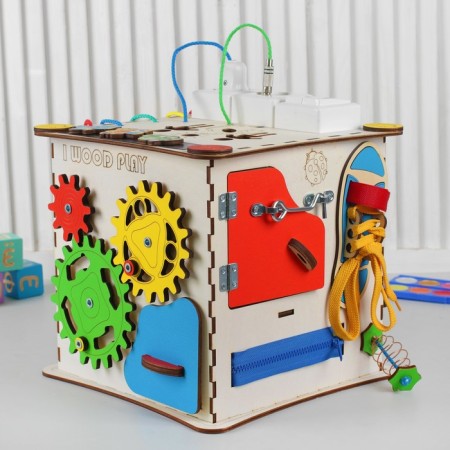 Bizikub "Developing Cube", with an electrician 25 × 25 cm-2