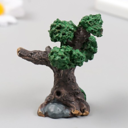Figure for Florarium Polystone "Tree" 6x7x5.5 cm