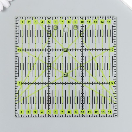Patchwark ruler plastic 15x15x0.3 cm
