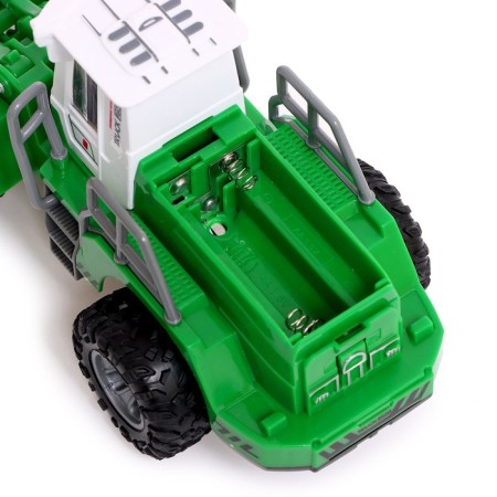 Excavator Radio -controlled "farmer", works from batteries-4