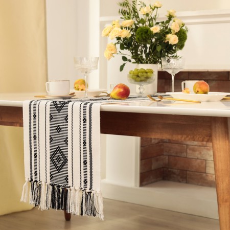 Ethel Scande Ts. Black Trush 38*150 cm, 50%cotton 50%linen-1
