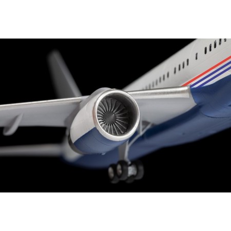 The prefabricated Model-Small Passenger Airliner Boeing 757-300, Star, 1: 145, (7041)-6