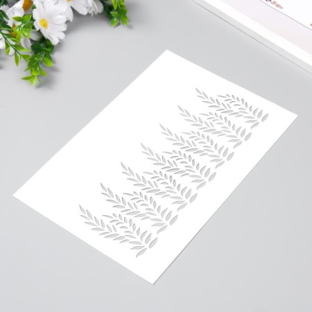Plastic stencil "leaves" 24x16 cm-1