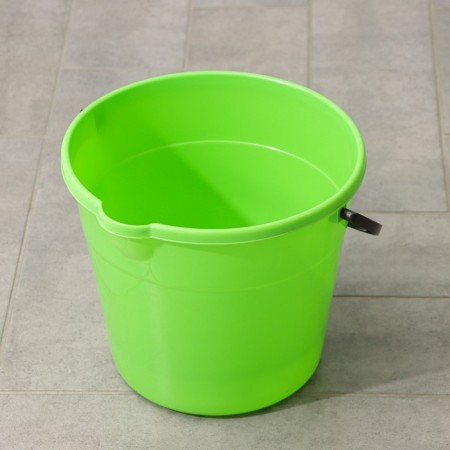 A bucket with a drain of round, 10 l, d = 28 cm, h = 24 cm, green color-1