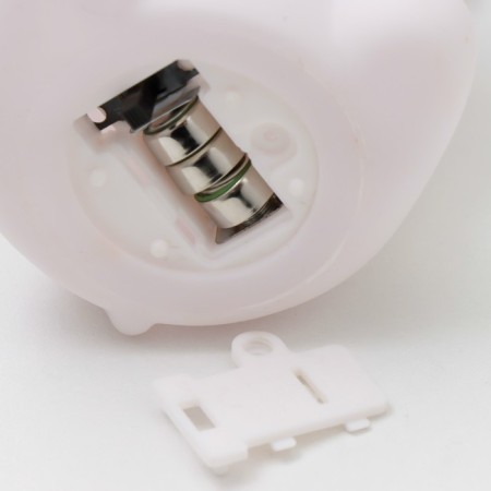 Night Gobber LED from 3xlr44 batteries 6x9x12 cm Risalux-6