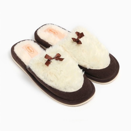 Women's slippers, size 38