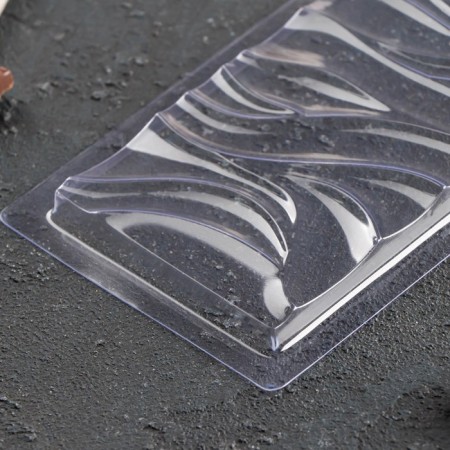 Form for chocolate and sweets "Waves", 18 × 8 cm, transparent color-1