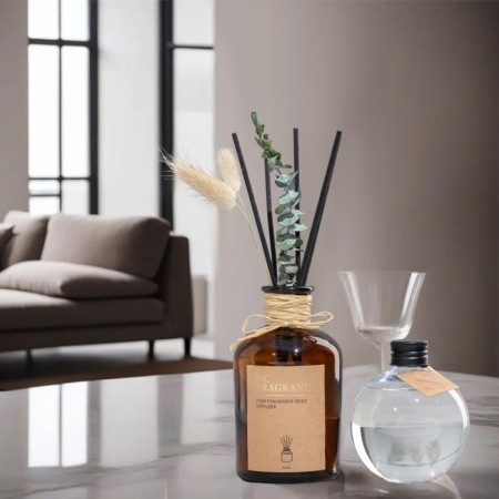 Set for flavoring rooms in a tube: diffuser 230 ml, aromaticoma, red tree-1
