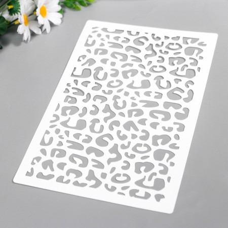Plastic stencil "Leopard" 24x16 cm-1