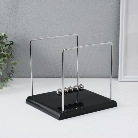 Pendulum "Technic balls" Black stand 18x20x17 cm-1