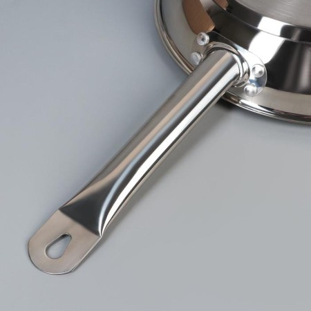 Skoroda "General catering", D = 30 cm, housing thickness 0.6 mm, bottom 3.5 mm, with a heat distribution layer, induction-2
