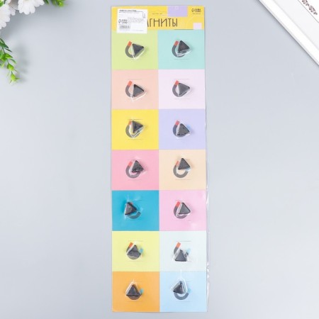 Black "Triangle" magnet 0.5x2x2.2 cm set 2 pcs-1