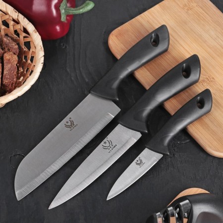 A set of kitchen knives "Eneolite", 3 subjects: blade 8.5 cm, 15 cm, 17 cm, black color