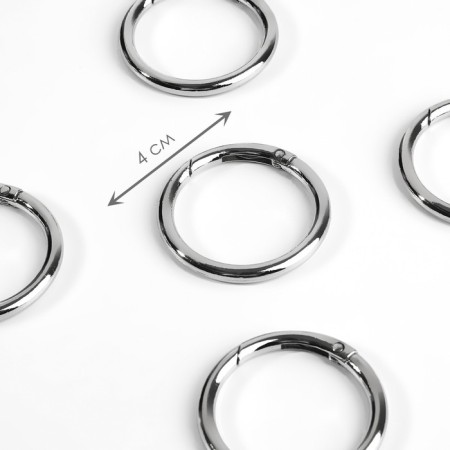 Karabin ring, d = 32/40 mm, thickness - 4 mm, silver color