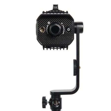 LED illuminator Godox S30, focusing-4