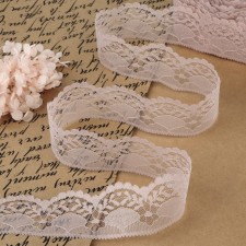 Capricon lace, 40 mm × 10 ± 1 m, powder color