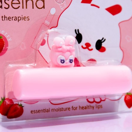 Lip Vaseline with strawberries-1