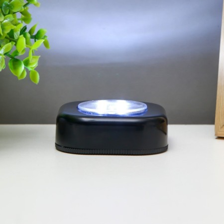 Night Pushlite "Square" 4XLED, 3AAA Black 6.5x6.5x2.5 cm Risalux-4