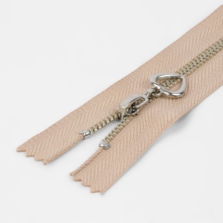 Metal zipper, No. 3, non -proceeding, automatic lock, 15 cm, beige/silver color-1