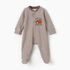 Details for children with closed legs 