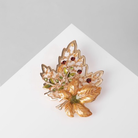 Brooch "Liszt" Maple openwork, brown color in gold