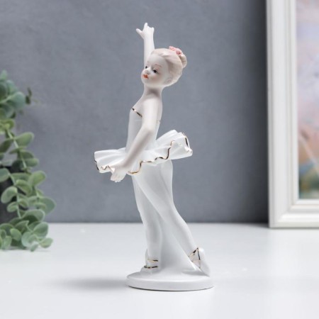 Souvenir ceramics "Little ballerina in a white pack" 21 cm-1