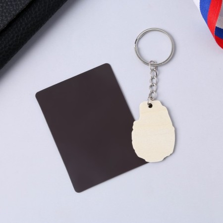 Magnet and keychain "Pomegranate", set 2 items-3