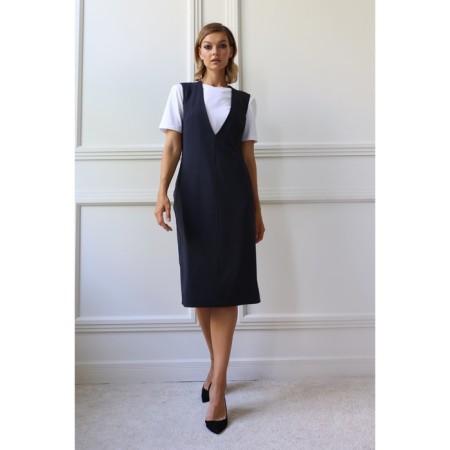 Dress with a deep neckline, size 52-1