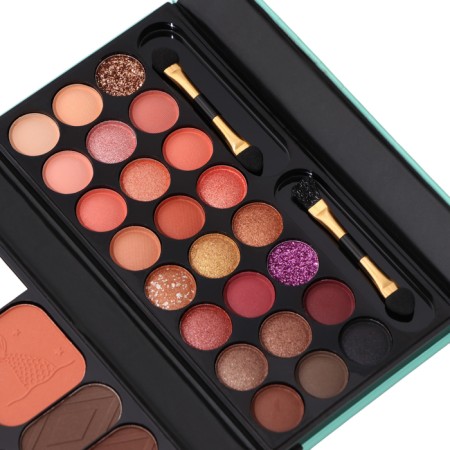A set of decorative cosmetics (highlighter, shadows for eyebrows, blush, glitter, eye shadow)-4
