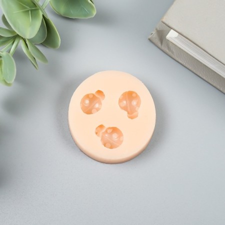 Silicone Mold "Three God of God" 1.3x1.1 cm-1
