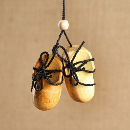 Suspension in the car "Shoes", juniper-2