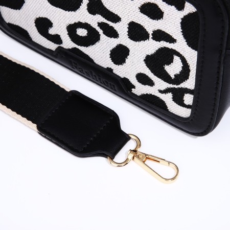 Bag Cross-Bodi with a zipper, black/white color-4