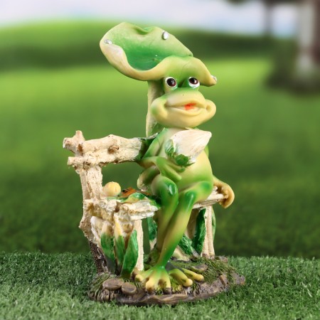 Garden figure "Frog on the bench" 7x13x19cm mix-1
