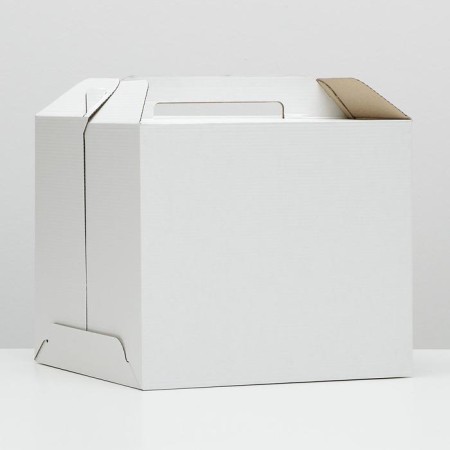Confectionery packaging, 35 x 35 x 31 cm