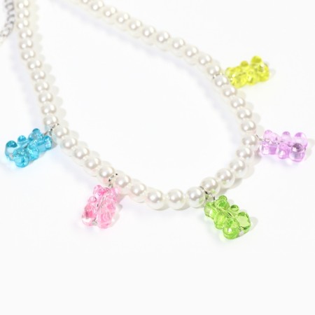 Neckia "Zhelynaya Bear" with beads, winx