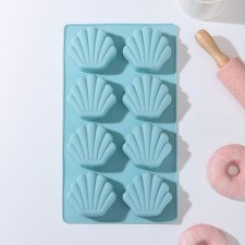 Baking uniform “Oystitsa”, silicone, 30 × 17 × 2.6 cm, 8 cells (7.2 × 6.2 cm, color mix