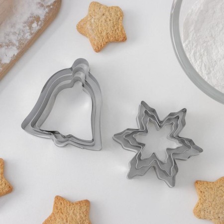 A set of forms for cutting the cookies of the share "bell, snowflake", 6 objects, silver color-2