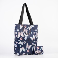 Folding bag on the button, waterproof, the color is blue