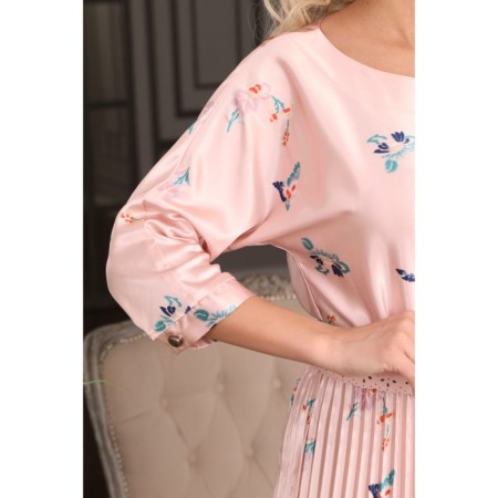 Women's dress, size 42-10