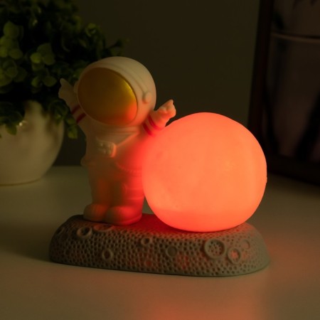 Spinker "Cool Cosmonaut" LED 2W RGB from 3xlr44 batteries with white-gold 11x6x11 cm Risalux-6