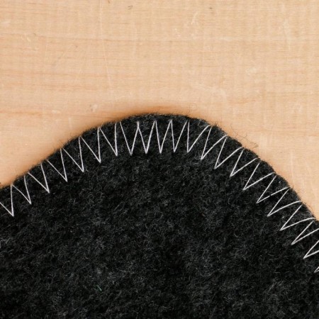 A sunbed with embroidery "100% man" 150x50 cm-3