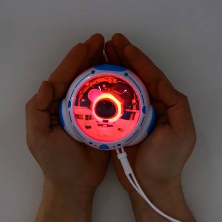 The nightlight warms up with a manner of "Cosmonaut" LED USB AKB white-blue 10x9x5.8 cm Risalux-7