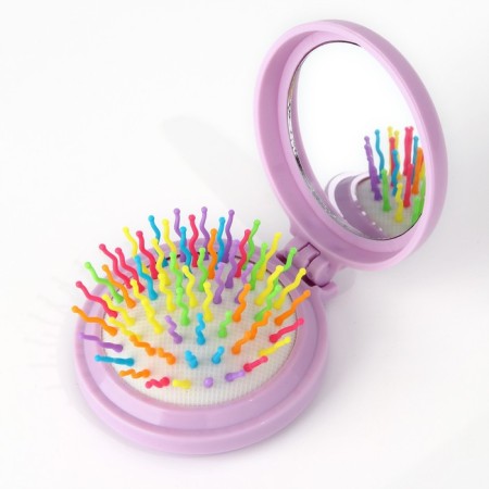 A set of children's cosmetics in the Single -Owing suitcase-12