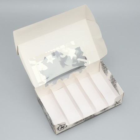 Box for eclaires with liners of the “Magic New Year!”, 25.2 x 15 x 7 cm, New Year-3
